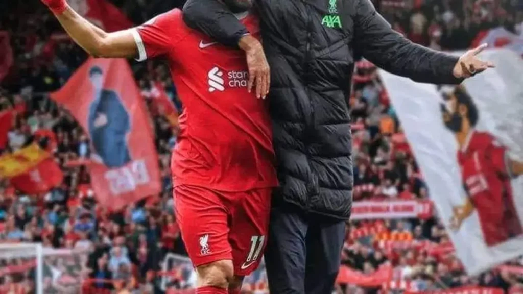 مدرب ليفربول يطوي صفحة خلافات محمد صلاح ويؤكد تركيز الفريق بعيدًا عن الإلهاءات